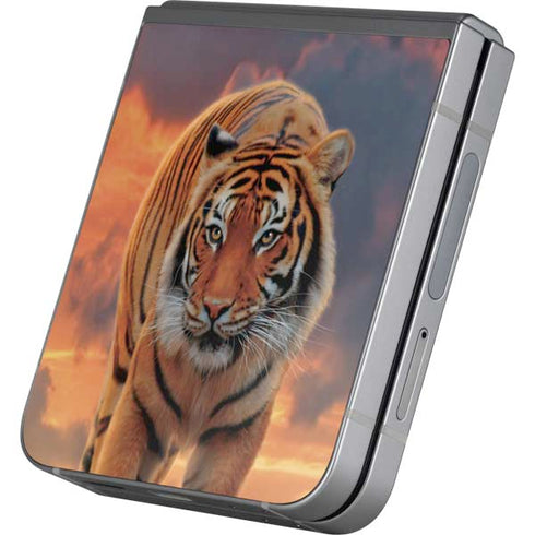 Rising Tiger by Vincent Hie Galaxy Z Flip6 Skin